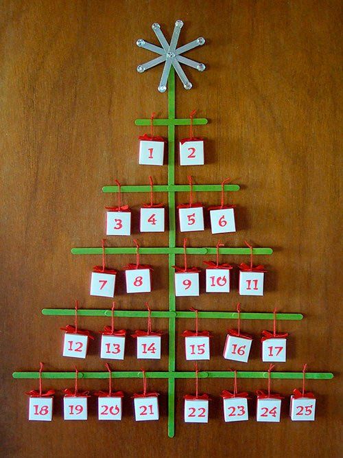 manualidad-calendario-adviento-regalos-arbol