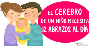 El cerebro de un niño necesita 12 abrazos al día El cerebro de un niño necesita 12 abrazos al día
