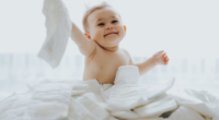 El verano es una época ideal para que los bebés disfruten de la piscina o la playa, pero es esencial contar con el equipamiento adecuado. Un bañador pañal es indispensable […]
